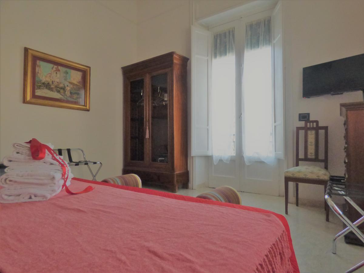 Conte Di Morelia Σαλέρνο Εξωτερικό φωτογραφία