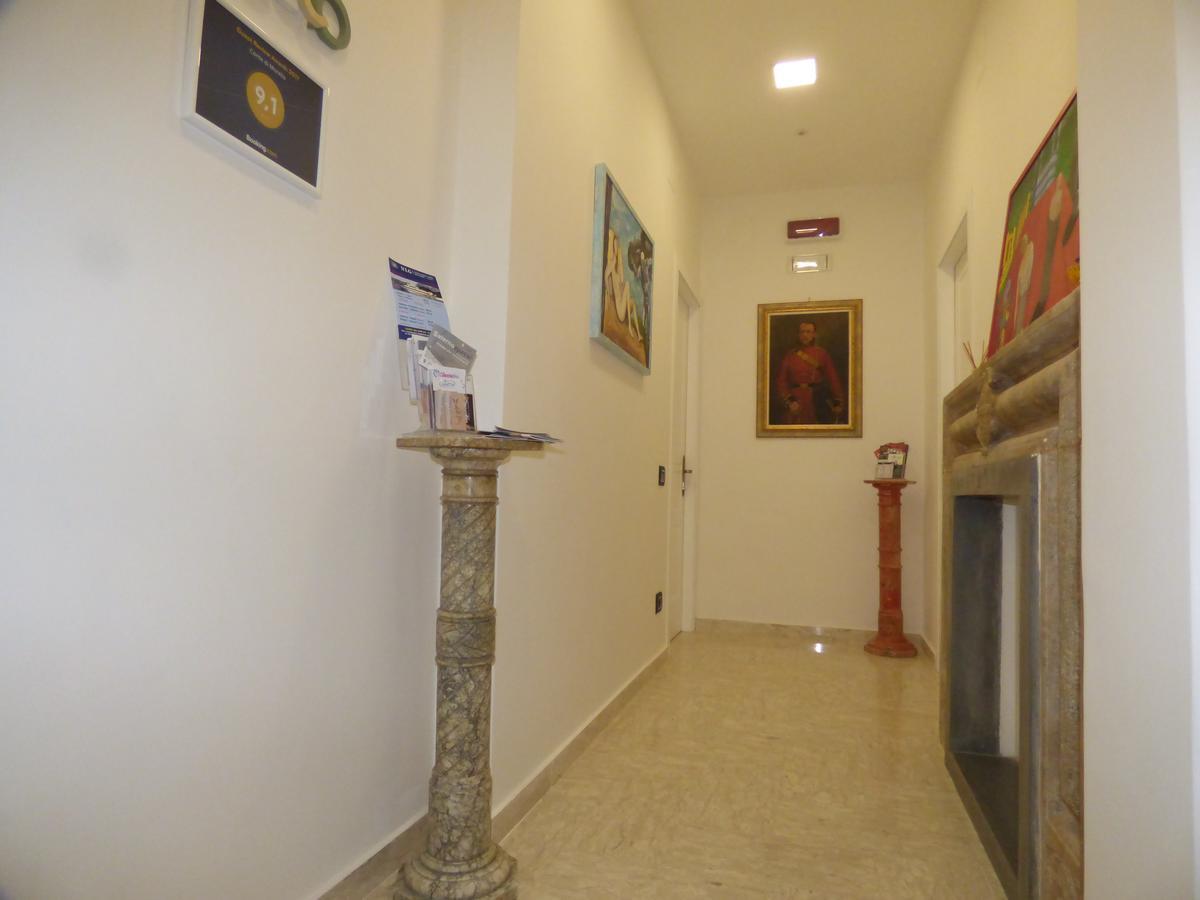 Conte Di Morelia Σαλέρνο Εξωτερικό φωτογραφία
